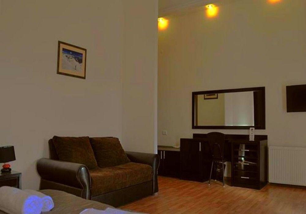 Gold Star Hotel Tbilisi Exterior foto